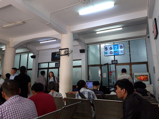Nguoi dan dang cho lam giay phep xay dung huyen cu chi