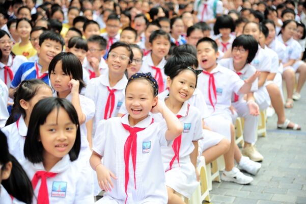 cach viet don xin nghi hoc vi bi om
